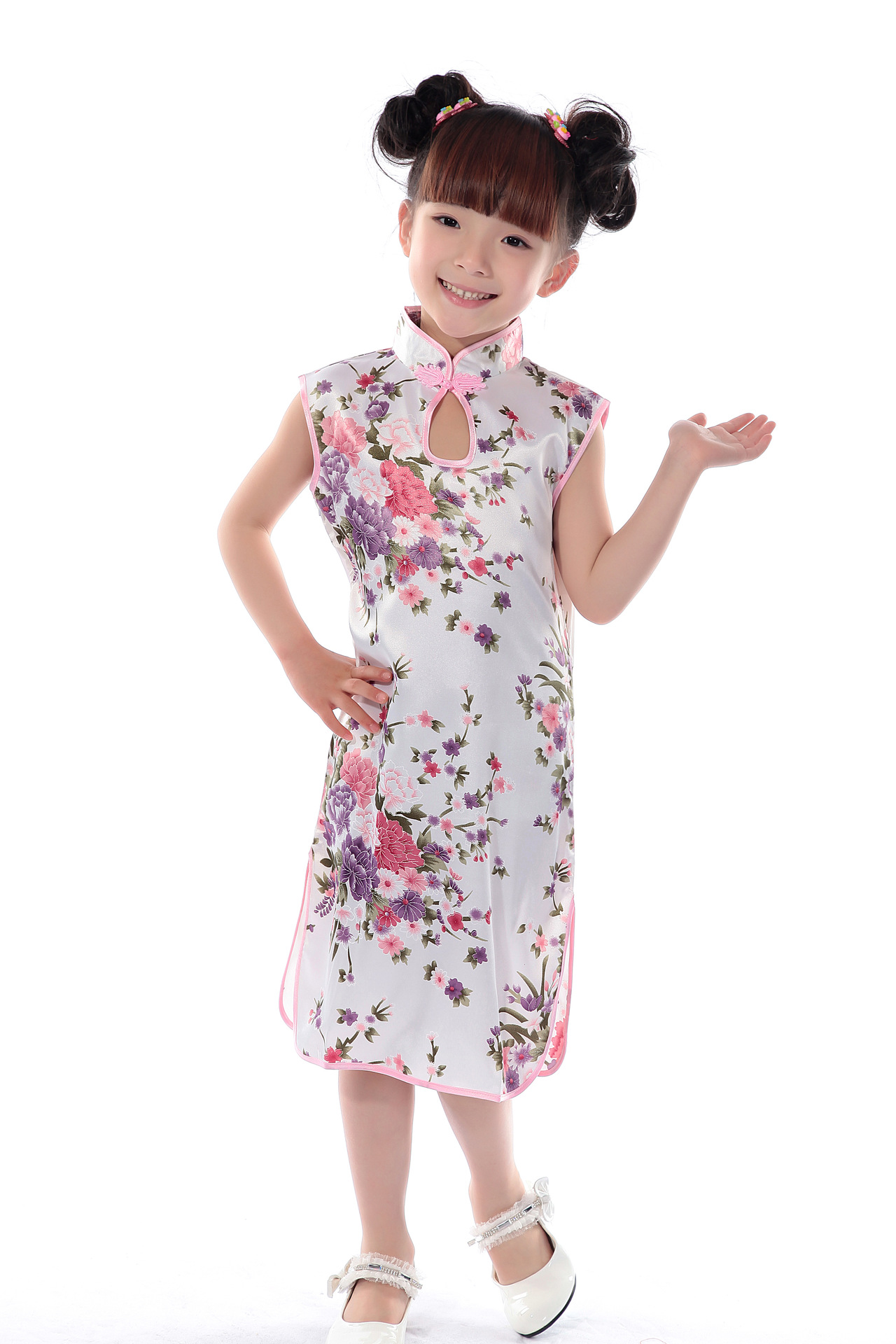  Čínské dětské šaty---  Bílé