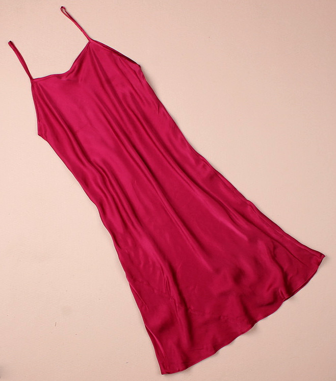 Dlouhé šaty--červený