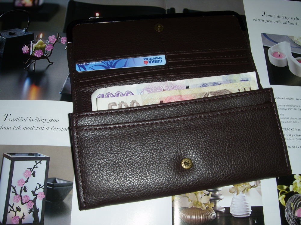 Elegantní peněženka---tmavě hnědá