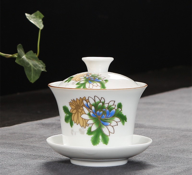 Čajová miska Zhong (dagaiwan)----Činský bílý porcelán ( Chryzantémy ）