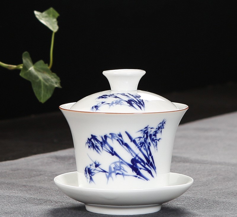 Čajová miska Zhong (dagaiwan)----Činský bílý porcelán ( Bambusy ）