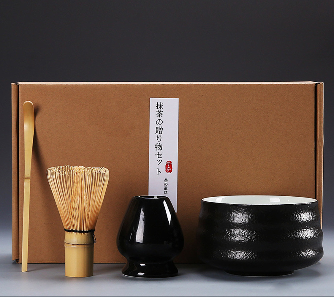 Japonský čajový set pro obřad matcha - Matcha miska z černé keramiky