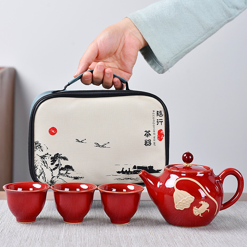 Cestovní Čínský čajový set - Červená konvice s lotosem 1 + 3
