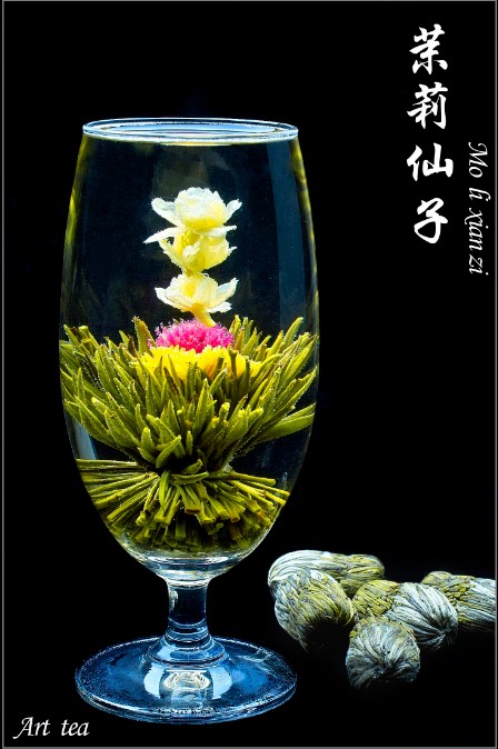 Kvetoucí čaj –Jasmínová víla (Mo Li Xian Zi) 